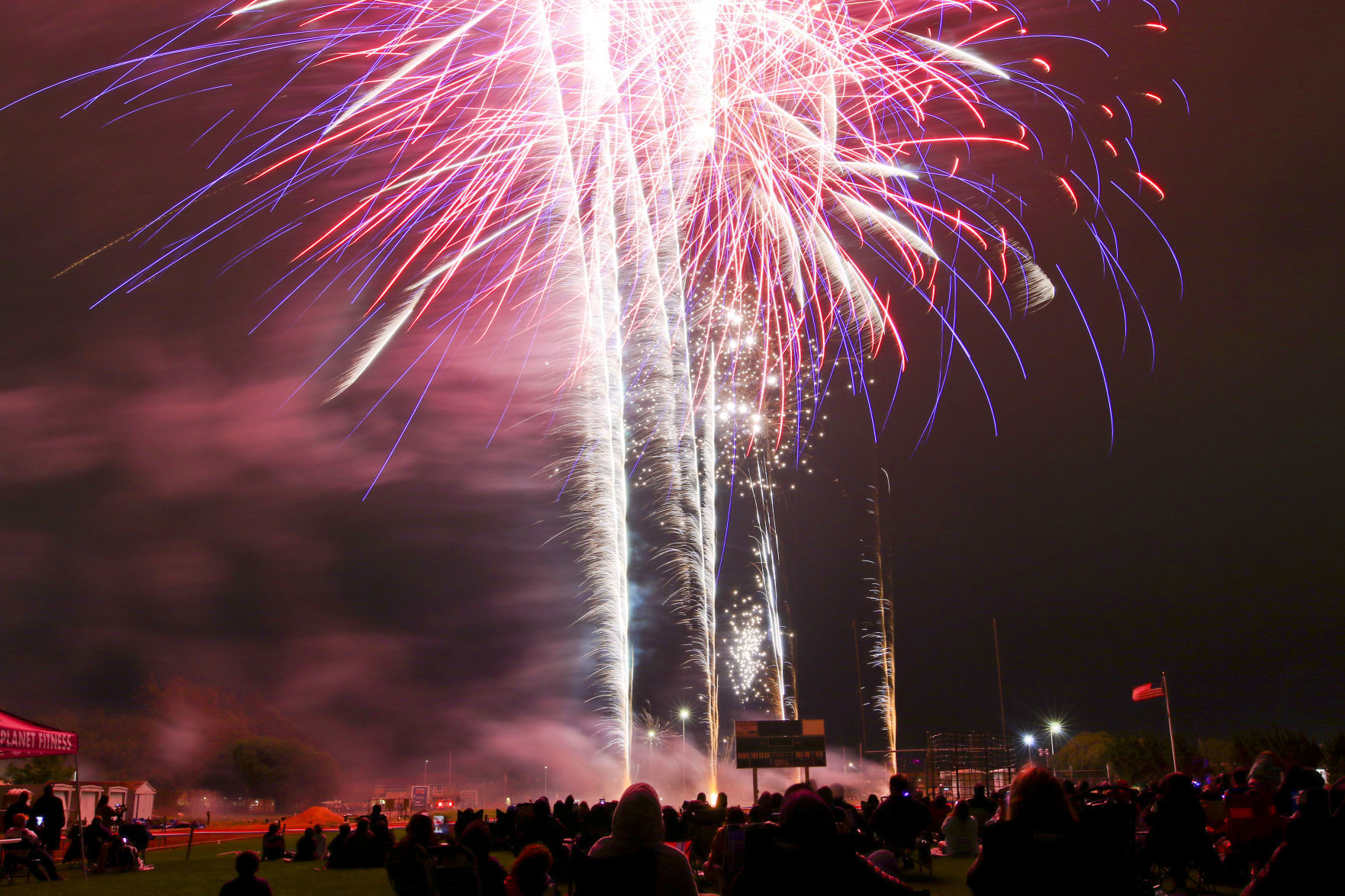 070419 Lompoc fireworks 11.jpg